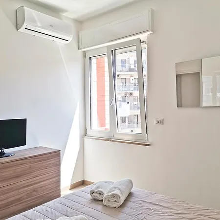 Elisabetta Station * 巴里