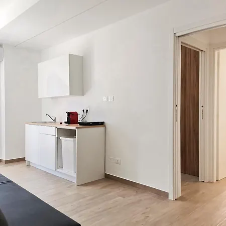 Elisabetta Station Apartment